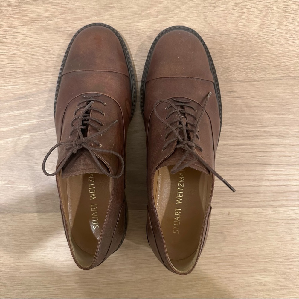 Stuart Weitzman Brown Leather Lace-Up Oxfords Women